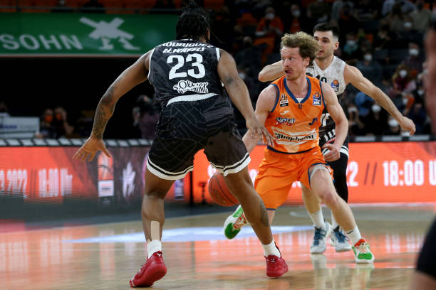 破创造机会 破创造机会