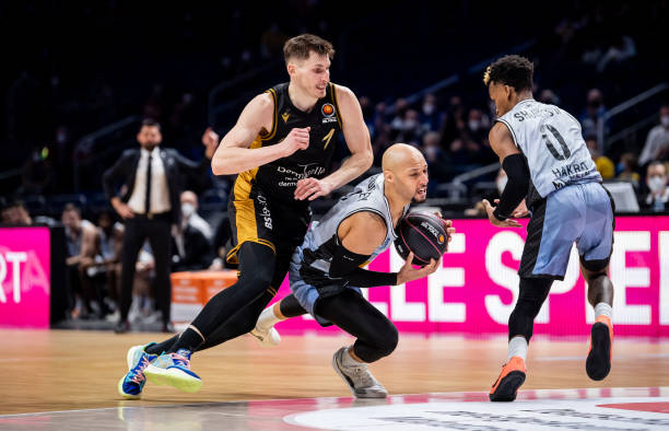 无论是后场 无论是后场